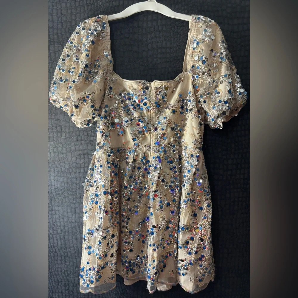 floral sequin embellished mini dress with puff sleeves NWT🦋✨ - Picture 3 of 7